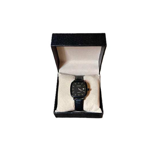 CASIO CARRÉ CUIR